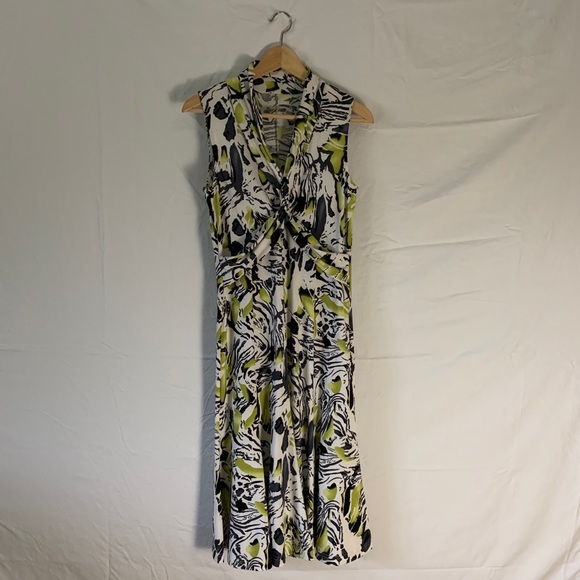 Green & Black Pattern Dress - Picture 2 of 5